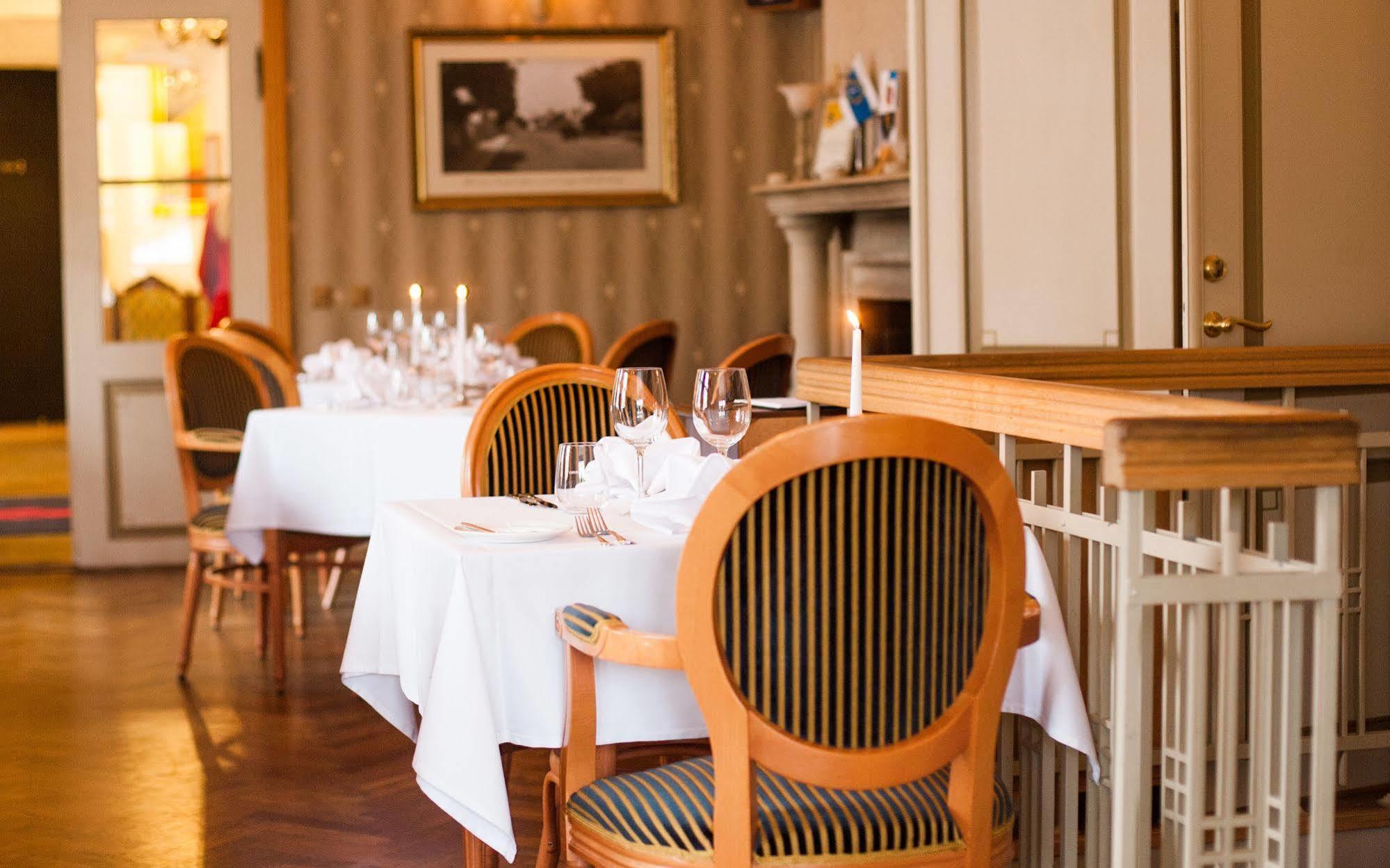 Arensburg Boutique Hotel & Spa Kuressaare Exterior photo
